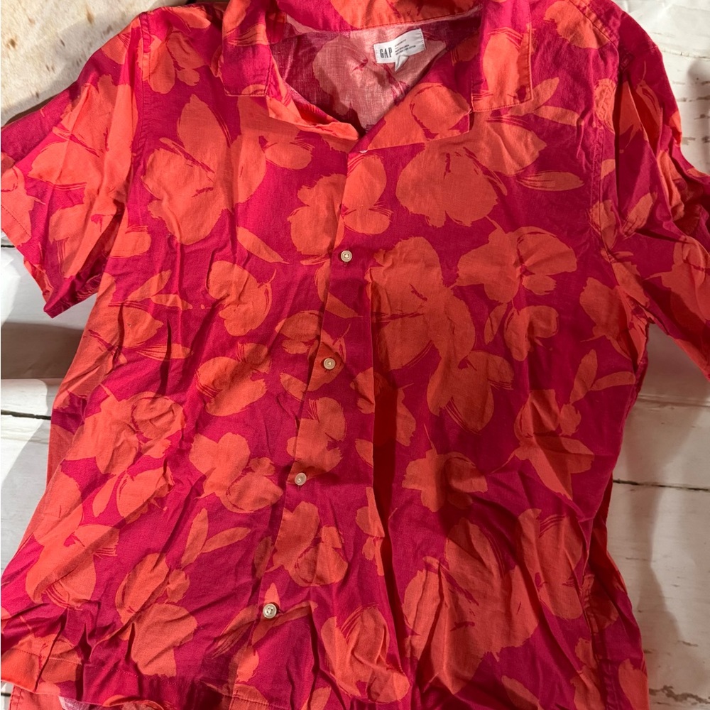 GAP Red Button Down Shirt with Notched Collar and Short Sleeves